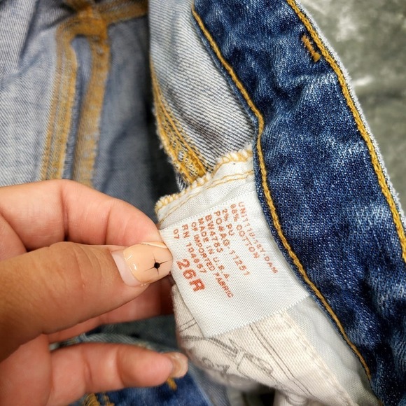 AG Adriano Goldschmied Stilt Cigarette Leg Jeans - Picture 7 of 8